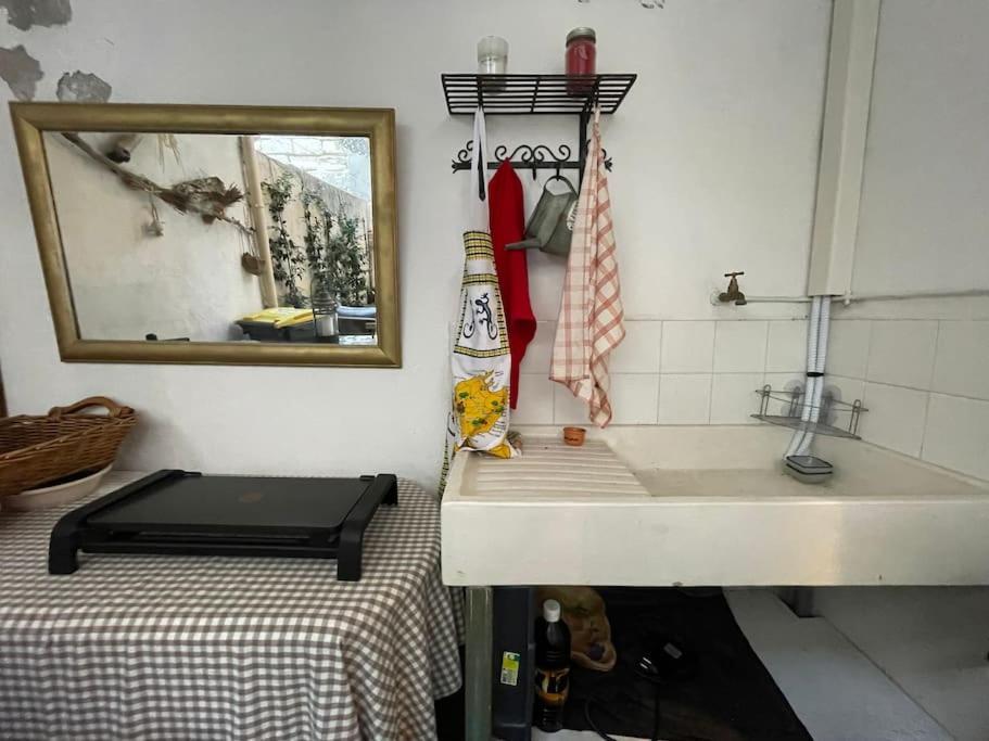 Maison Cosy Intra-muros, Clim, Parking, Exterieur Holiday home Aigues-Mortes