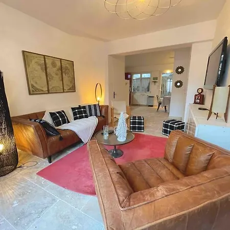 Maison Cosy Intra-Muros, Clim, Parking, Exterieur Aigues-Mortes Exterior photo
