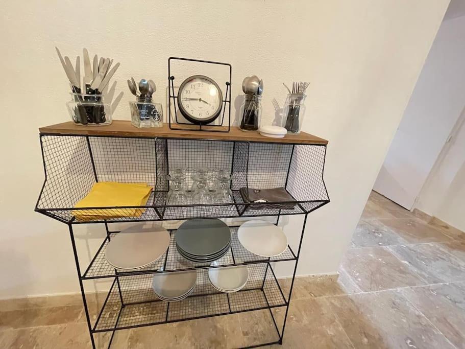 Maison Cosy Intra-muros, Clim, Parking, Exterieur * Aigues-Mortes