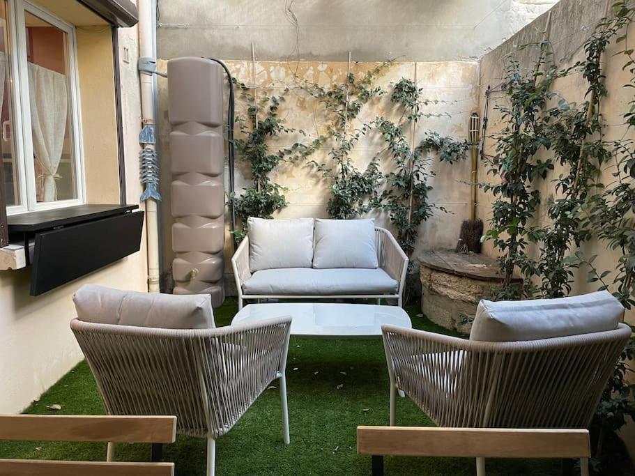 Maison Cosy Intra-muros, Clim, Parking, Exterieur Ferienhaus Aigues-Mortes